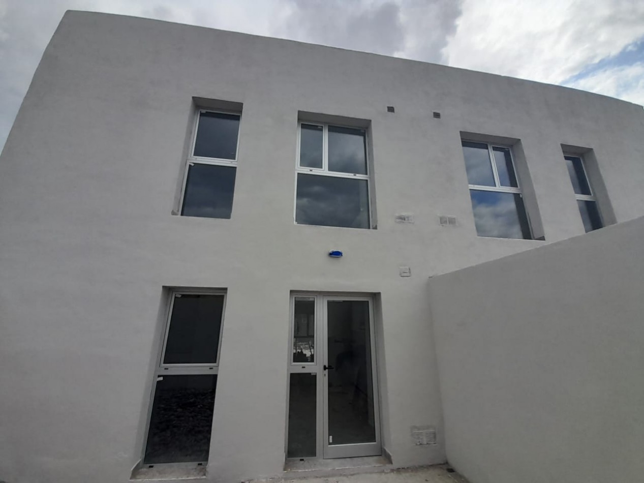 DEPARTAMENTO EN VENTA - GRAL. ROCA - RIO NEGRO