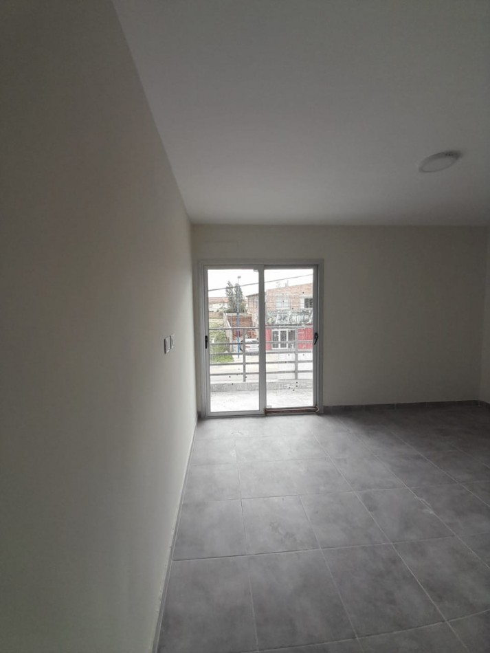DEPARTAMENTO EN VENTA - GRAL. ROCA - RIO NEGRO