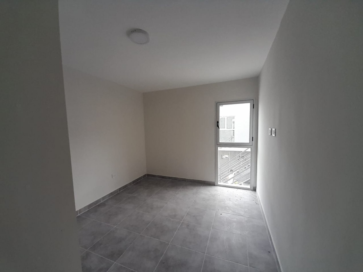 DEPARTAMENTO EN VENTA - GRAL. ROCA - RIO NEGRO
